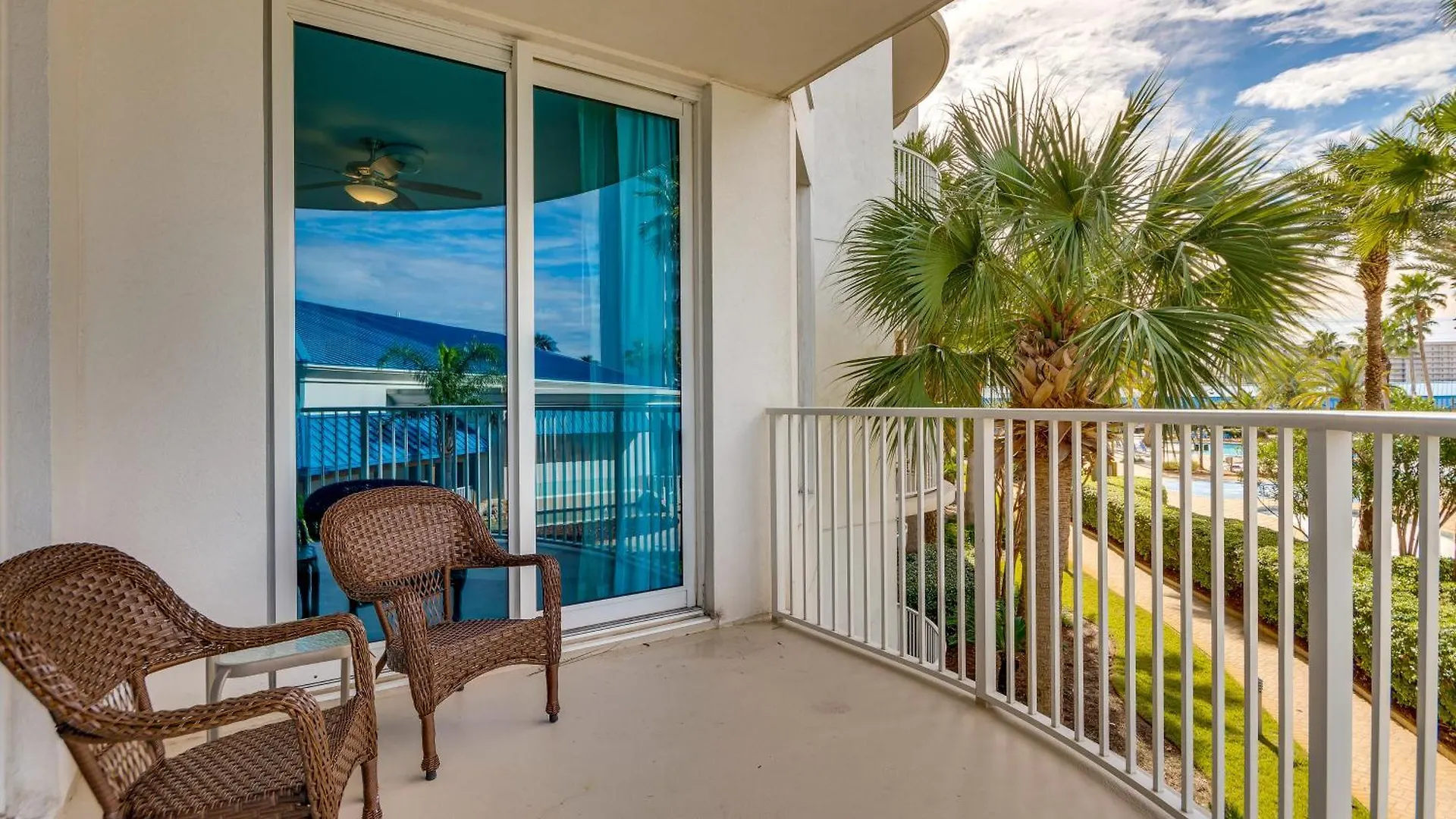 1 Mi To Henderson Beach Condo With Resort Perks! Destin
